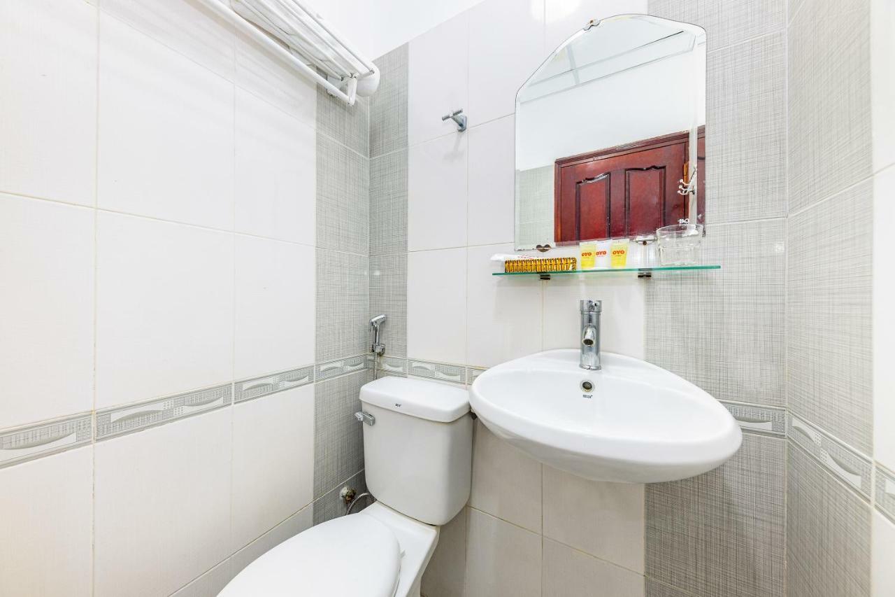 Oyo 311 Shome Hotel На Транг Екстериор снимка
