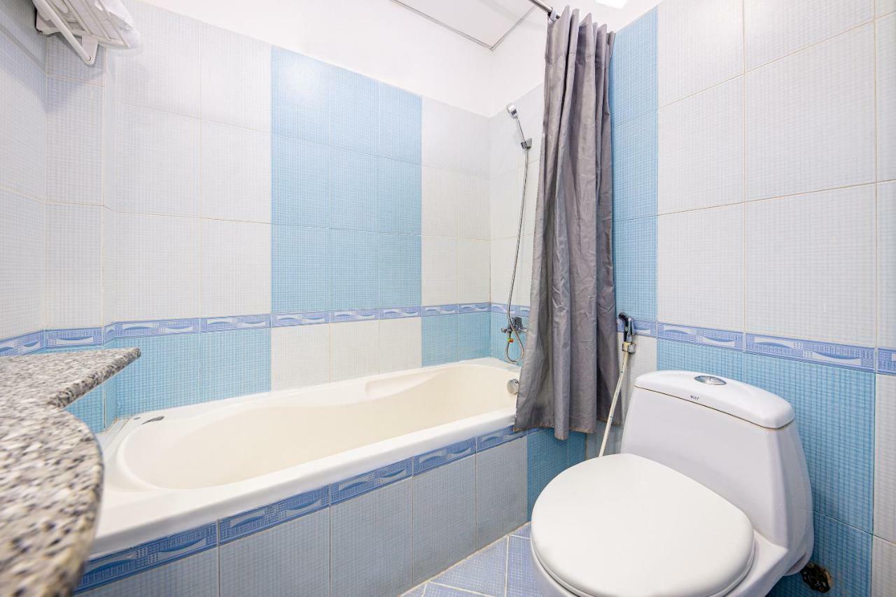 Oyo 311 Shome Hotel На Транг Екстериор снимка